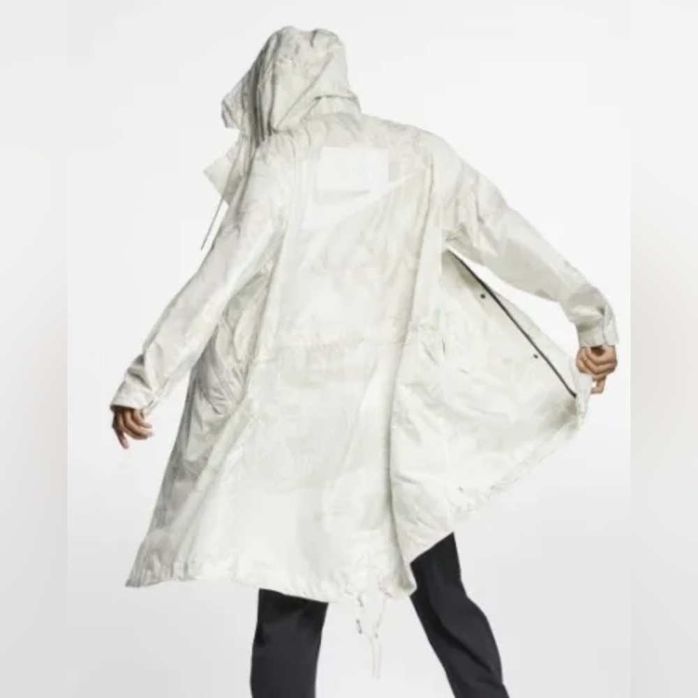 NIKE NSW White Long Leaf Printed Windbreaker Parka Jacket - Picture 5 of 16